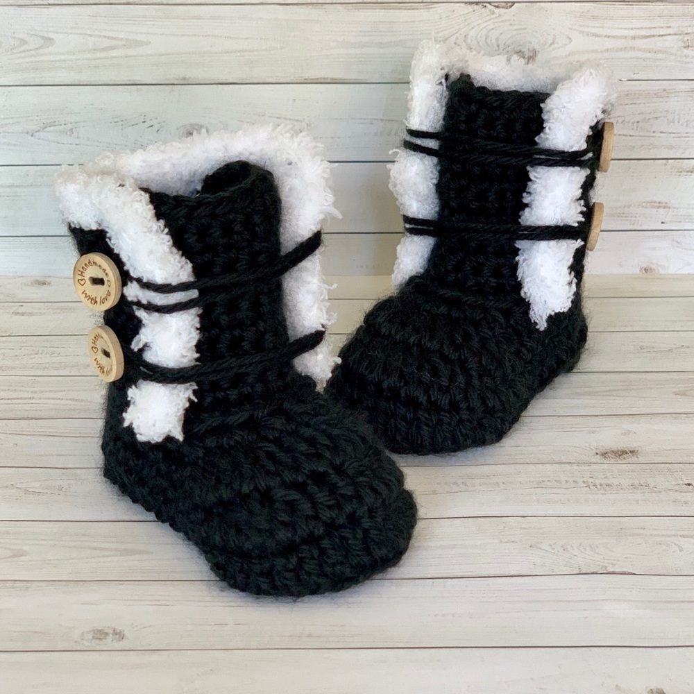 Baby girl Crochet ugg boots